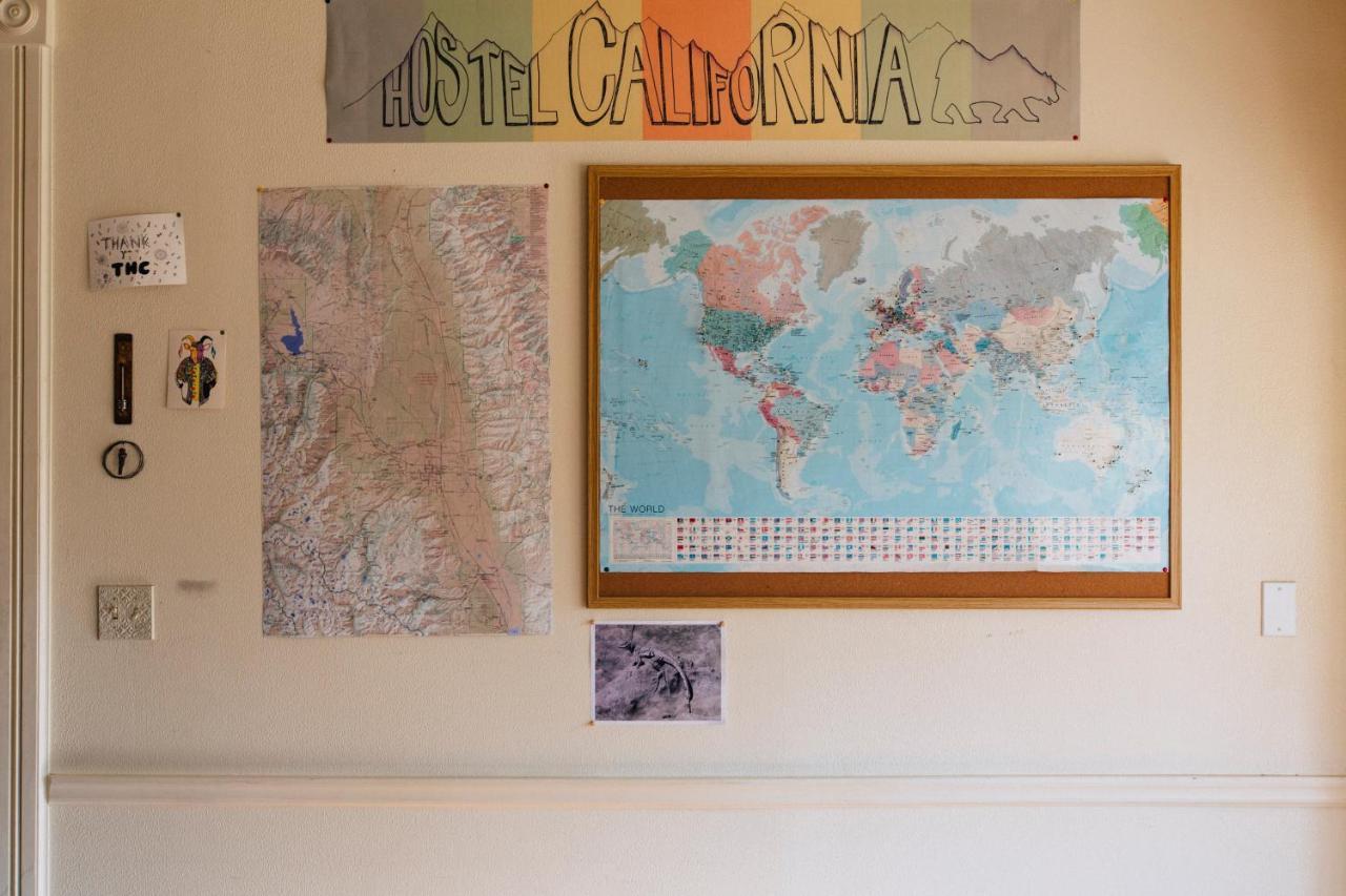 The Hostel California Bishop Luaran gambar